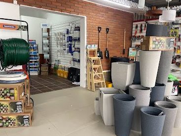 sanitaria y ferreteria bel la